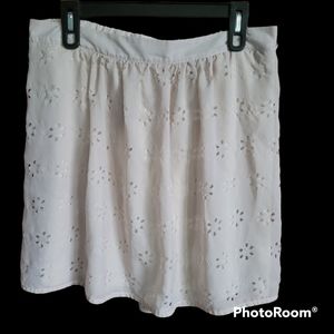 Maurices Eyelet Skirt sz L- cream color